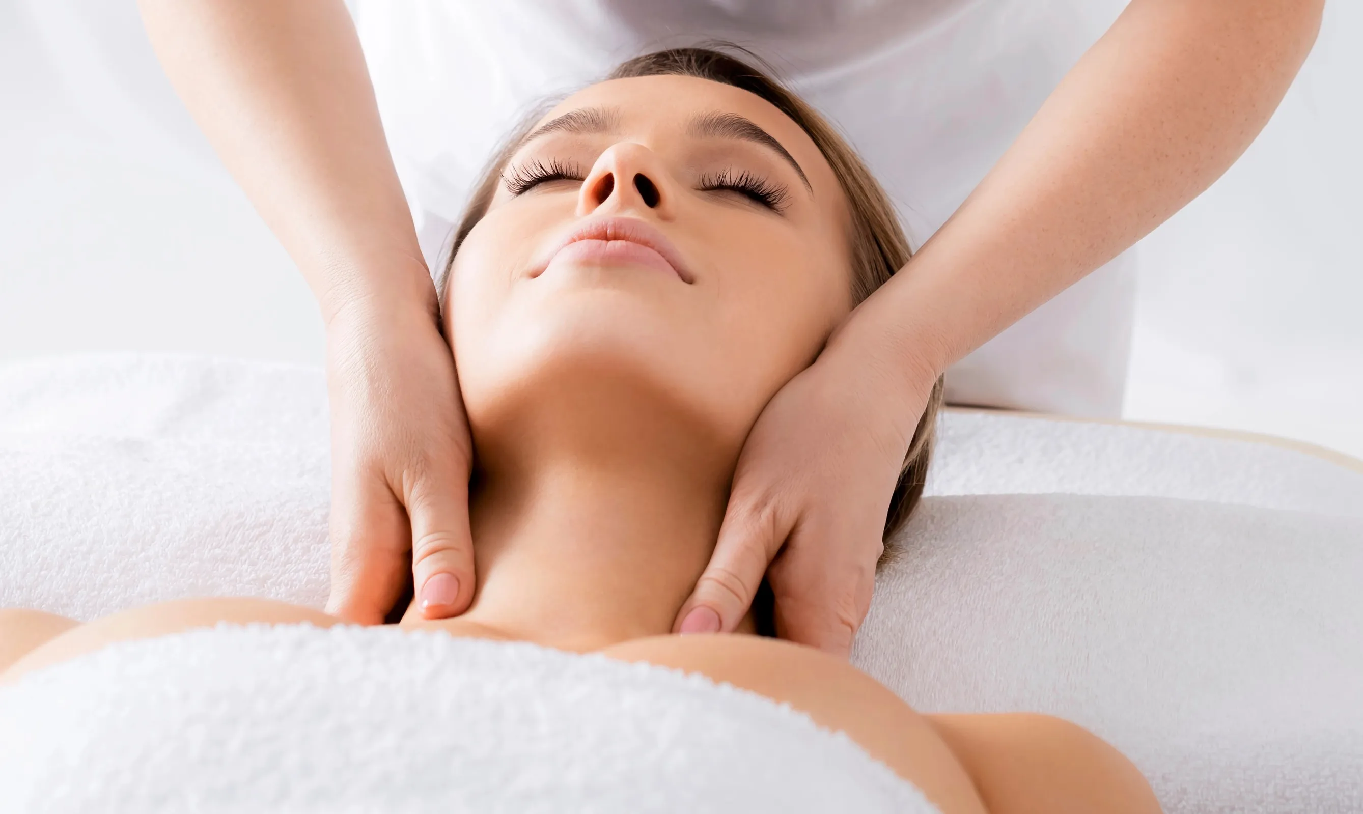 Anti-Stress Massage (Gelaat & Hoofd)